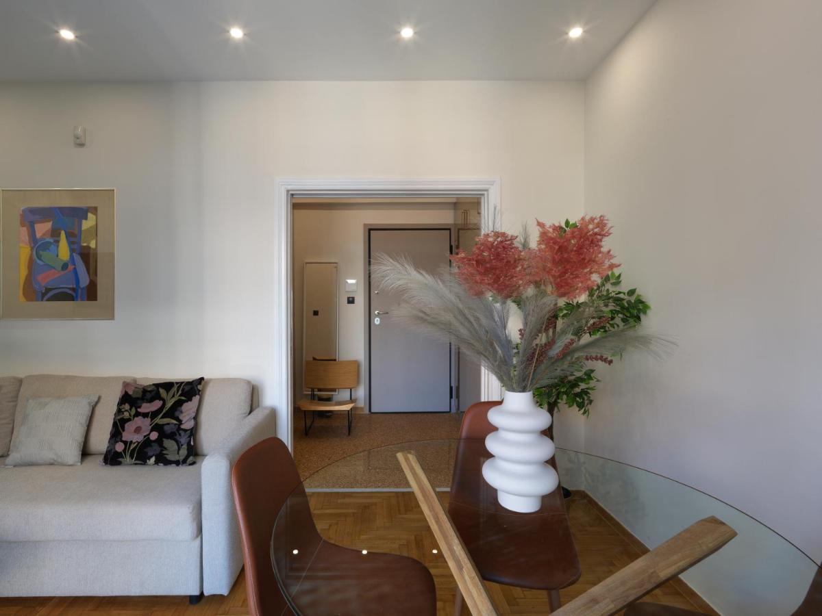 Metro Fix Apartment Афины Экстерьер фото