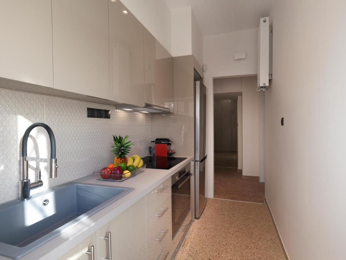 Metro Fix Apartment Афины Экстерьер фото